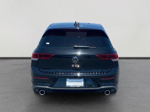 2025 Volkswagen Golf GTI 2.0T SE