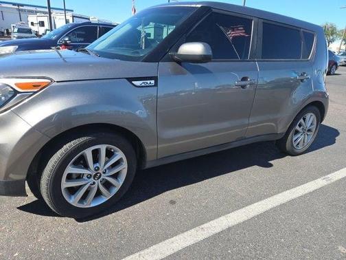 2018 Kia Soul +