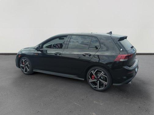 2025 Volkswagen Golf GTI 2.0T SE