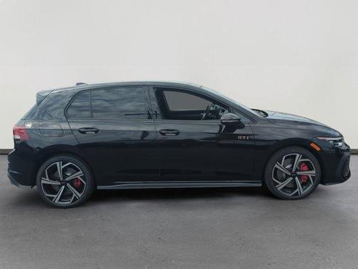 2025 Volkswagen Golf GTI 2.0T SE