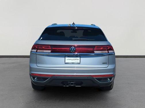 2026 Volkswagen Atlas Cross Sport 2.0T SE