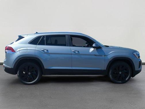 2026 Volkswagen Atlas Cross Sport 2.0T SE