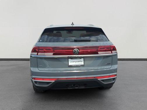 2025 Volkswagen Atlas Cross Sport 2.0T SEL