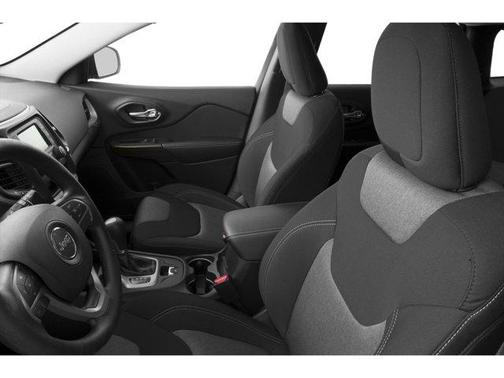 2015 Jeep Cherokee Sport