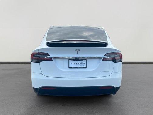 2020 Tesla Model X Long Range