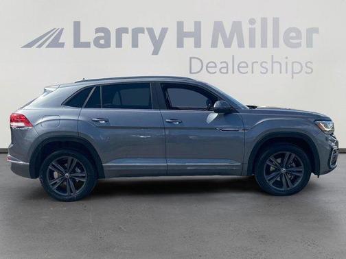 2020 Volkswagen Atlas Cross Sport 3.6L V6 SE w/Technology R-Line