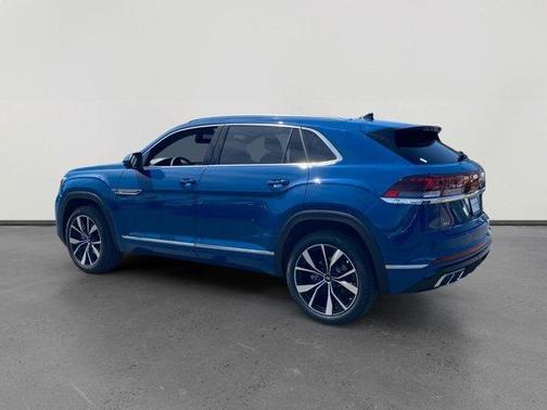 2025 Volkswagen Atlas Cross Sport 2.0T SEL Premium R-Line