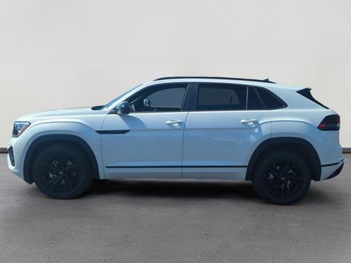 2026 Volkswagen Atlas Cross Sport 2.0T SEL R-Line Black