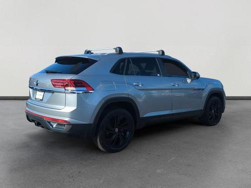 2022 Volkswagen Atlas Cross Sport 3.6L V6 SE w/Technology