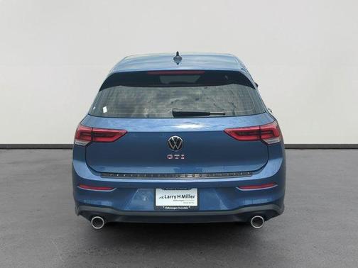 2025 Volkswagen Golf GTI 2.0T SE