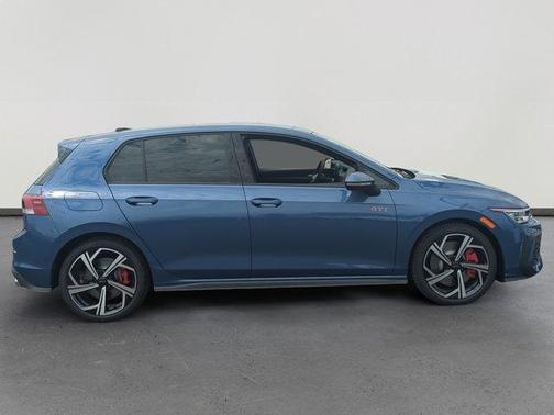 2025 Volkswagen Golf GTI 2.0T SE