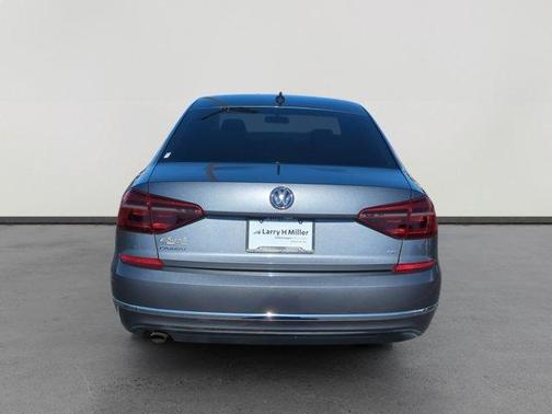 2019 Volkswagen Passat 2.0T Wolfsburg