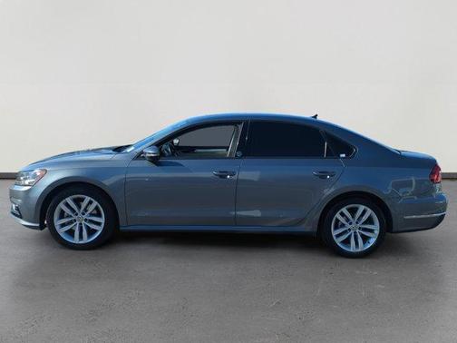 2019 Volkswagen Passat 2.0T Wolfsburg