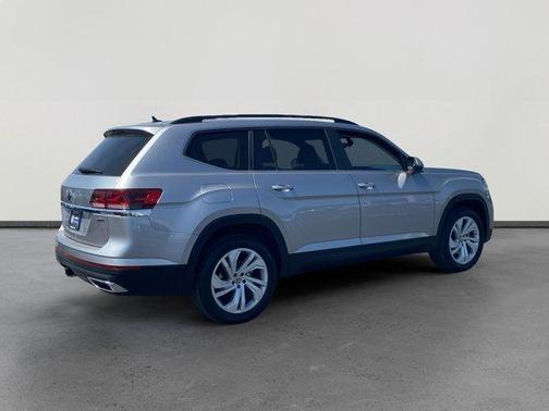 2022 Volkswagen Atlas 3.6L SE w/Technology