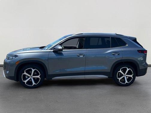 Platinum Gray Metallic 2026 Volkswagen Tiguan 2.0T SE