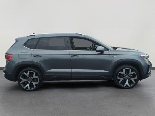 2023 Volkswagen Taos 1.5T SEL