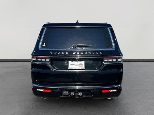 2023 Jeep Grand Wagoneer Series III