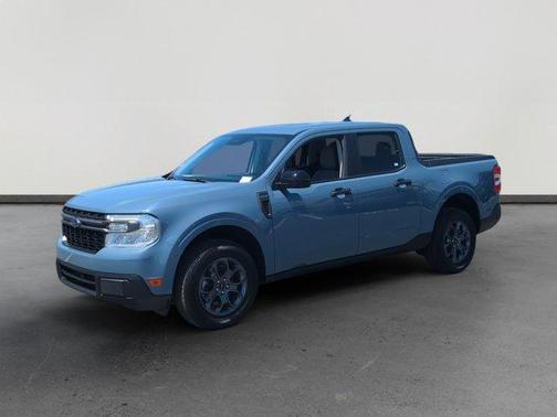 Azure Gray Metallic 2024 Ford Maverick XLT