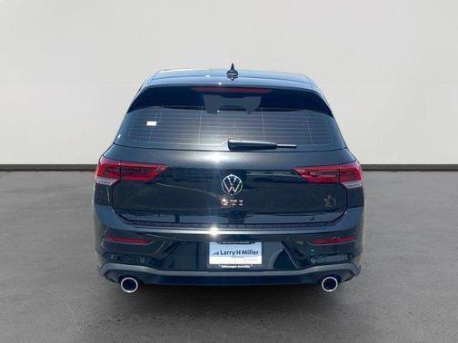 2025 Volkswagen Golf GTI 2.0T SE