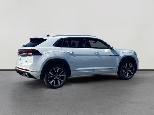 2025 Volkswagen Atlas Cross Sport 2.0T SEL Premium R-Line