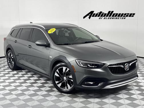 2018 Buick Regal TourX Essence