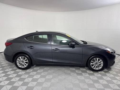 2016 Mazda Mazda3 i Touring