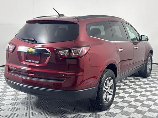 2017 Chevrolet Traverse 2LT