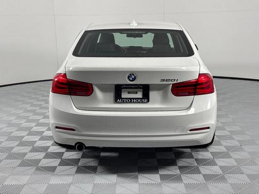 2018 BMW 320 i