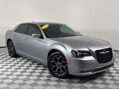 2018 Chrysler 300 S