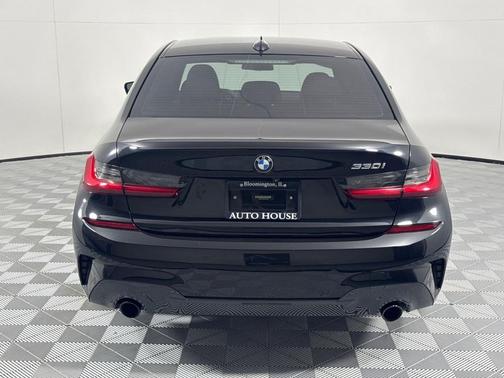 2021 BMW 330 i