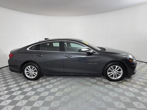 Gray 2018 Chevrolet Malibu LT