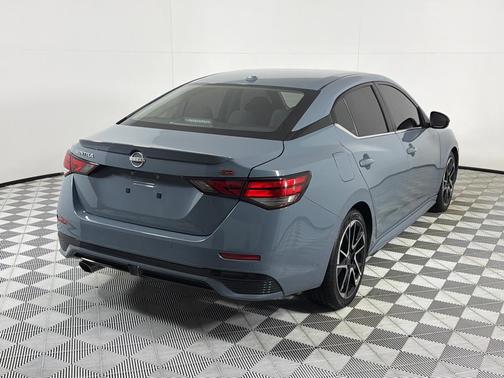 Atlantic Gray M 2024 Nissan Sentra SR
