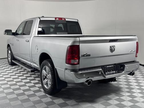 2016 RAM 1500 SLT