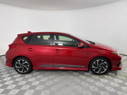 2016 Scion iM Base