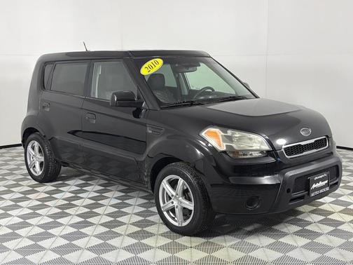 2010 Kia Soul +