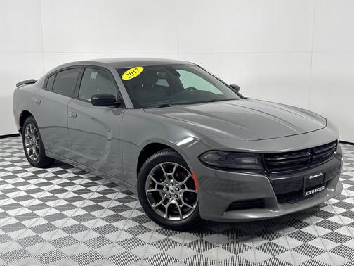 2017 Dodge Charger SE