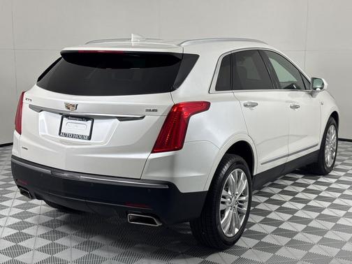 2017 Cadillac XT5 Premium Luxury