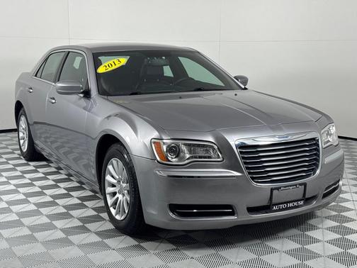 2013 Chrysler 300 Base