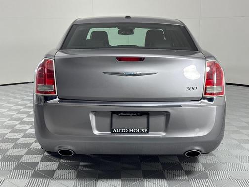 2013 Chrysler 300 Base