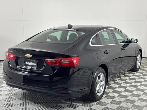 2018 Chevrolet Malibu 1LS