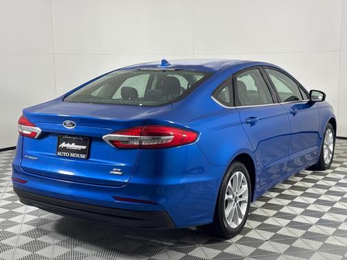 2020 Ford Fusion Hybrid SE