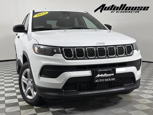 White 2023 Jeep Compass Sport