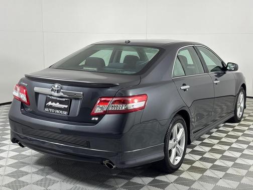 2011 Toyota Camry SE