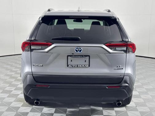 2020 Toyota RAV4 Hybrid LE