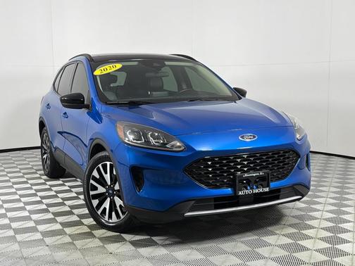 Blue 2020 Ford Escape SE Sport Hybrid