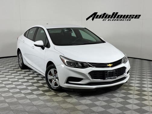 White 2017 Chevrolet Cruze LS