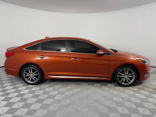 2015 Hyundai SONATA Sport 2.0T