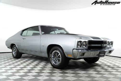 Silver 1970 Chevrolet Chevelle SS