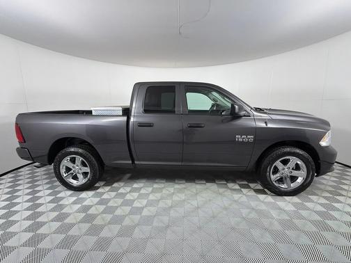 2017 RAM 1500 Tradesman/Express