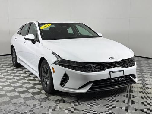 White 2021 Kia K5 LXS